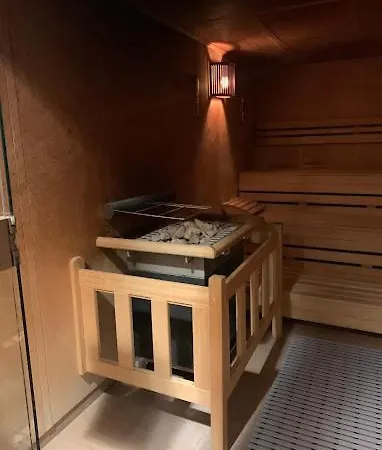 Apartment M4 *